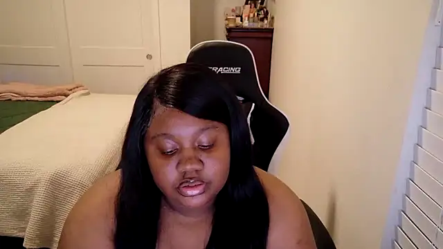 explosivekitty69 online show from November 2025 07:58:01 AM