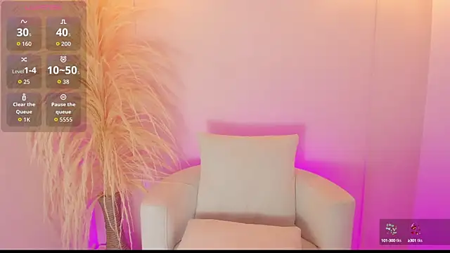 Snapshot of thaliafox_ chatting on September 2025 12:24:02 AM thaliafox online show from September 2025 12:24:02 AM