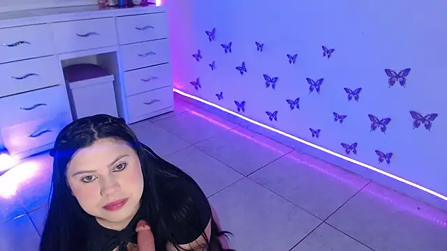 April sexycurvi online show from March 2026 04:38:01 AM