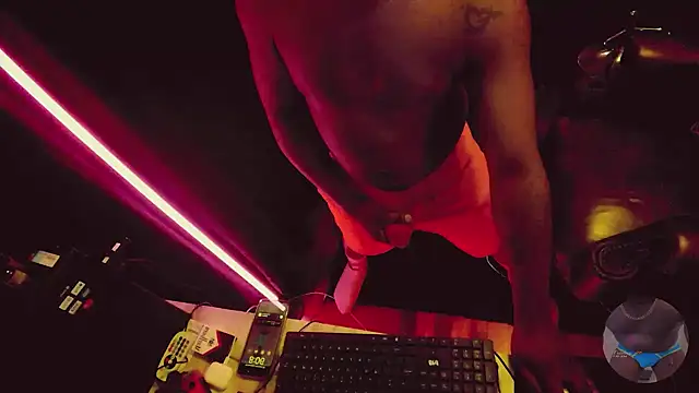 Snapshot of Pressure69mee chatting on February 2025 01:08:02 PM Pressure69mee online show from February 2025 01:08:02 PM