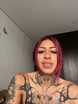 Kuromi LS online show from November 2025 12:55:01 PM