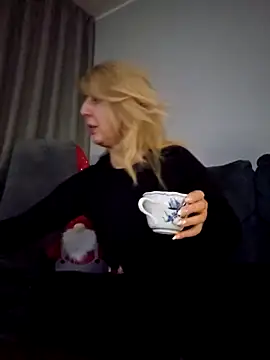 MariaRichi  online show from December 2025 07:06:01 AM