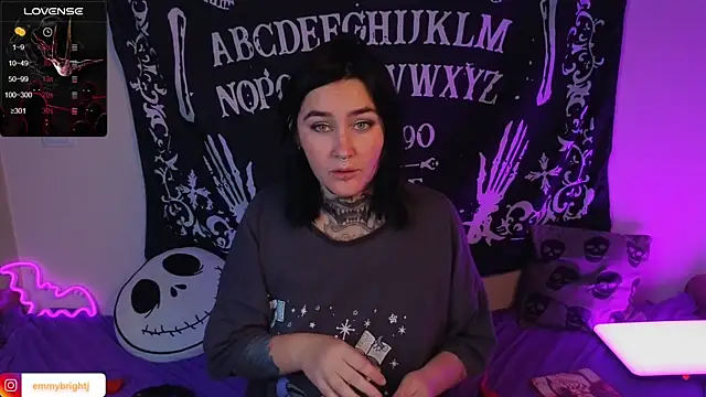 Emmybrightj  online show from September 2025 01:09:01 AM