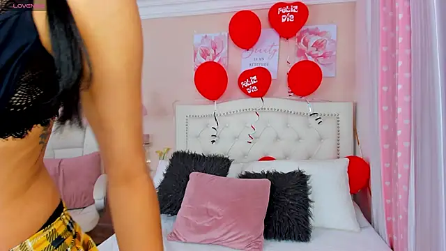 Ashley Evans18 online show from February 2025 11:42:02 AM