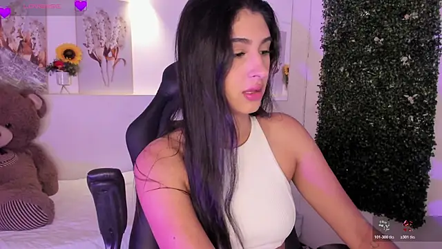 Ashley Evans18 online show from November 2025 12:08:02 PM