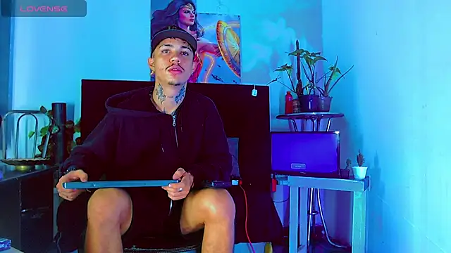 HannibalLester online show from February 2026 05:37:01 AM