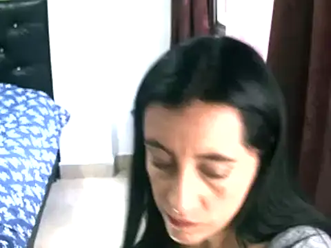 hailey85 online show from December 2024 10:28:01 PM