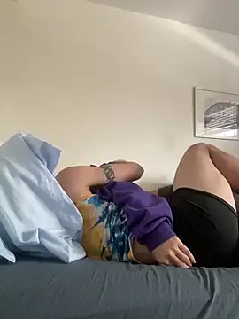 mackshaft4711 online show from December 2024 04:57:01 PM