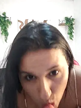 elena jonees online show from September 2025 07:36:01 PM