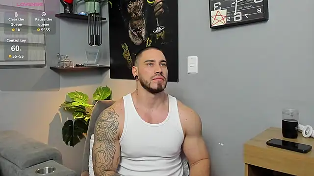 Giorgio-Leone online show from November 2025 02:11:01 AM