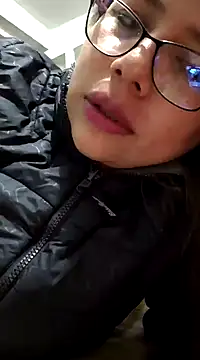 ARIANA SAENS online show from February 2025 02:00:01 AM