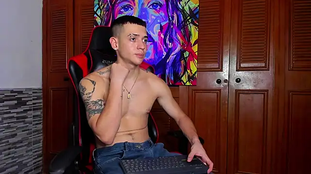 Dimitri higth420 online show from March 2025 06:27:01 AM