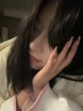 xiaodaibabyy online show from February 2025 05:04:02 PM