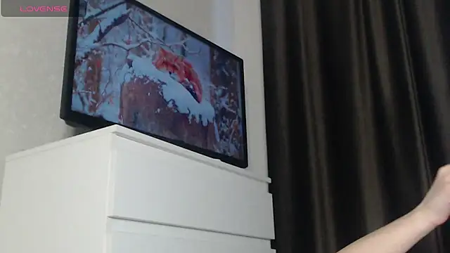 -LauraGold- online show from February 2025 08:00:02 PM