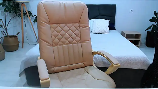 NaughtyNylonFeet online show from October 2025 03:04:01 AM