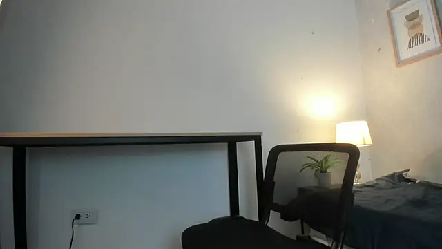 Caroline dh online show from February 2026 11:39:02 AM