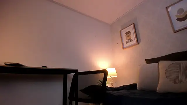 Caroline dh online show from March 2026 11:38:01 AM