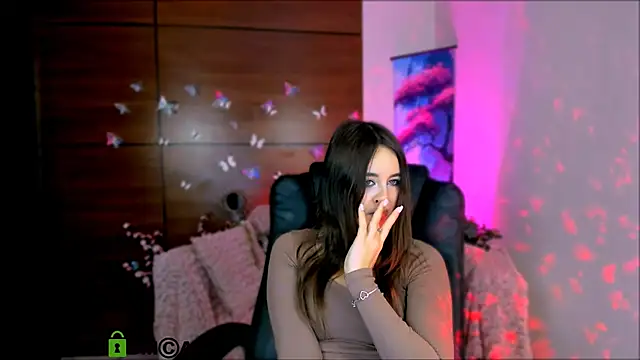 rozmary ket online show from January 2025 04:12:02 PM