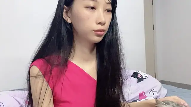 Lili-2 online show from April 2026 03:20:02 PM