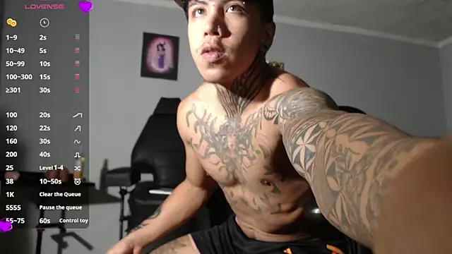 Snapshot of Nickhot0609 chatting on December 2024 10:12:02 PM Nickhot0609 online show from December 2024 10:12:02 PM