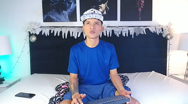 Edward Milleer online show from December 2024 05:41:02 PM