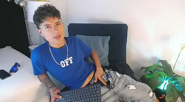 Edward Milleer online show from December 2024 05:42:02 PM