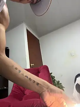 Edward Milleer online show from December 2024 04:20:01 PM