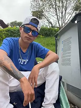 Edward Milleer online show from December 2024 05:01:02 PM