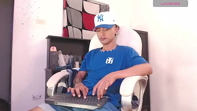 Edward Milleer online show from September 2025 11:26:01 PM