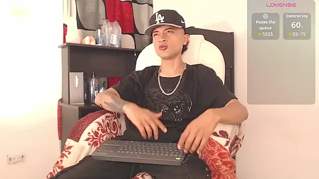 Edward Milleer online show from September 2025 02:40:02 PM