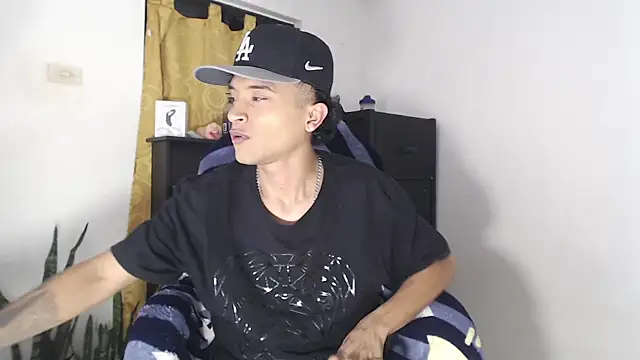 Edward Milleer online show from October 2025 11:17:01 AM