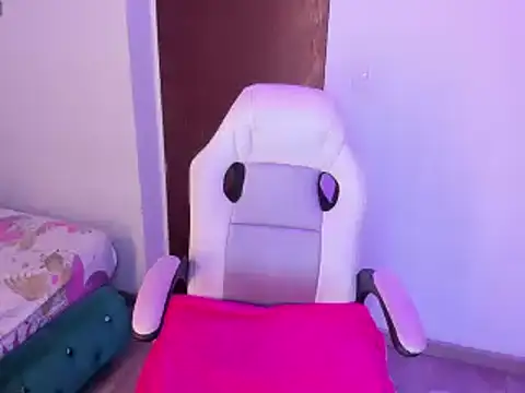 Jhiinny Brownn online show from March 2025 03:09:02 AM