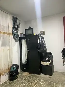 Jestebanano online show from November 2025 05:08:02 AM