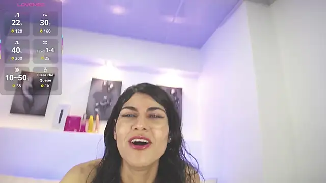 Melodi Roux online show from September 2025 01:33:02 PM