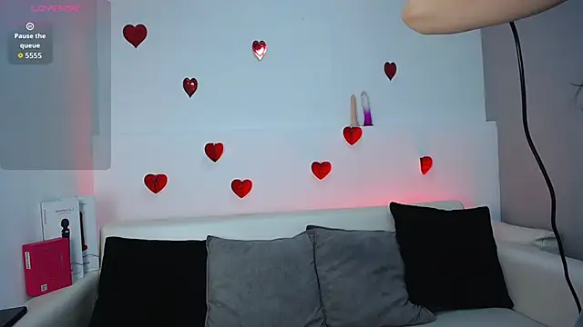 Melodi Roux online show from March 2026 01:39:01 PM