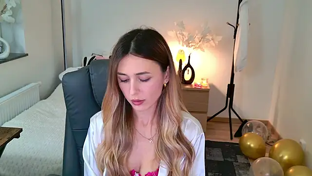 Sophie Enzo online show from January 2025 11:13:02 PM