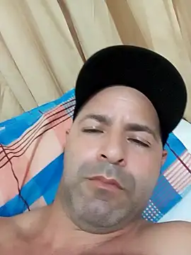 Snapshot of Marciogrei chatting on December 2024 08:29:01 PM Marciogrei online show from December 2024 08:29:01 PM