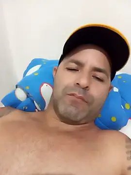 Snapshot of Marciogrei chatting on February 2025 06:13:02 PM Marciogrei online show from February 2025 06:13:02 PM