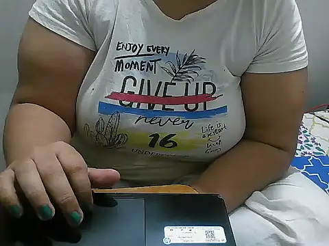 Queen of boobs01 online show from January 2025 04:54:02 PM