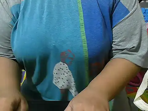 Queen of boobs01 online show from January 2025 06:43:01 PM