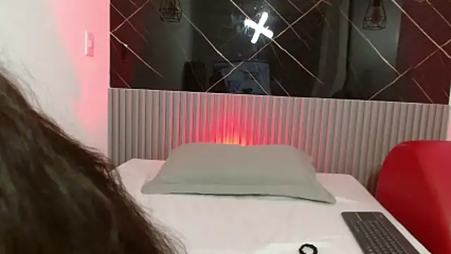 EvelynSweet1 online show from April 2026 07:58:02 PM