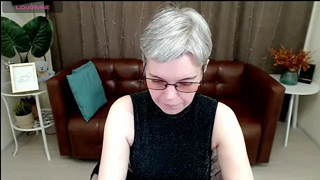 Cutie Erikaa1 online show from January 2025 09:24:01 AM