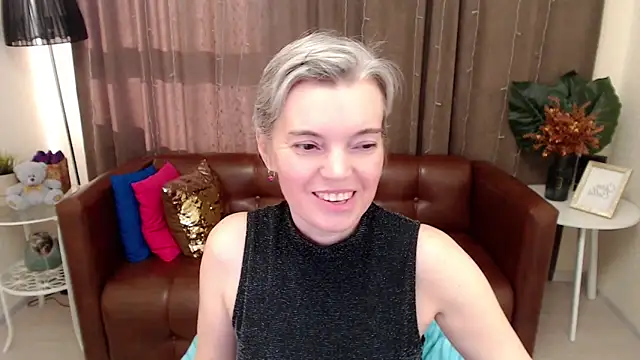 Cutie Erikaa1 online show from February 2025 05:34:02 AM