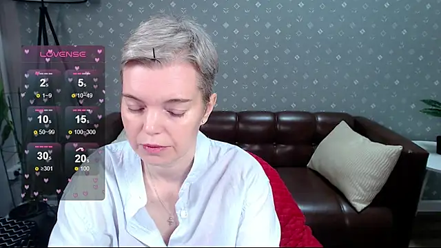 Cutie Erikaa1 online show from September 2025 02:34:01 AM