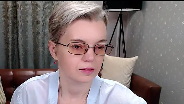 Cutie Erikaa1 online show from October 2025 02:24:01 AM