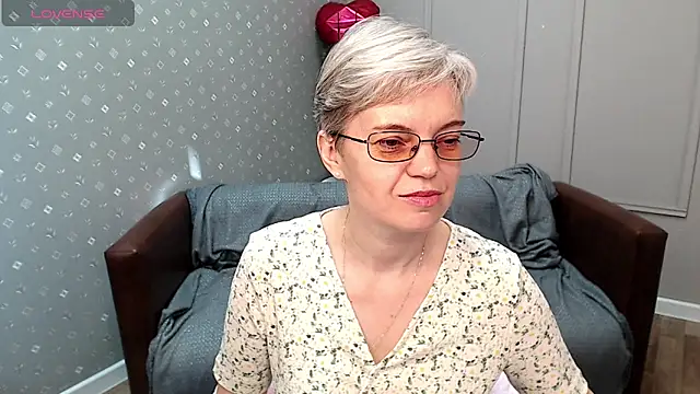 Snapshot of Cutie_Erikaa1 chatting on May 2026 03:48:01 AM Cutie Erikaa1 online show from May 2026 03:48:01 AM