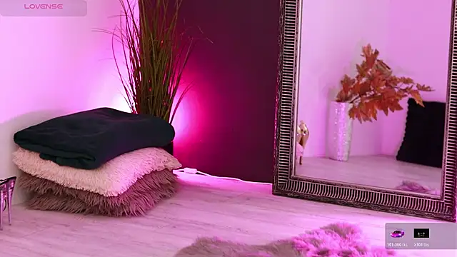 MissLilaa online show from October 2025 03:51:02 PM