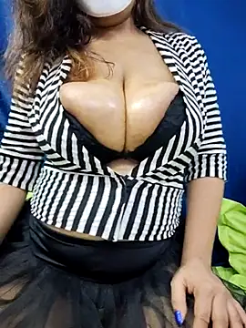 XXHOTSEX69 online show from March 2025 05:56:02 PM