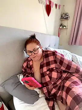 Tallulah-mae-xoxox online show from September 2025 12:19:01 PM