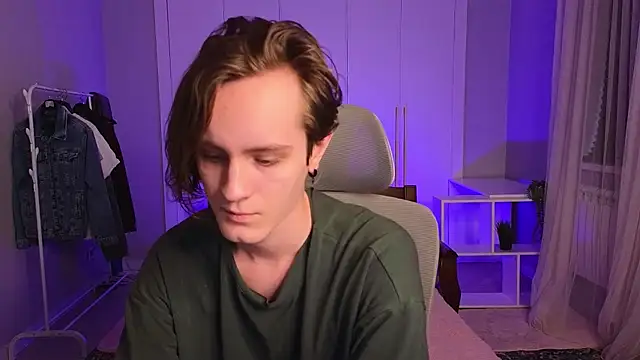 nikompell online show from February 2025 04:47:01 AM